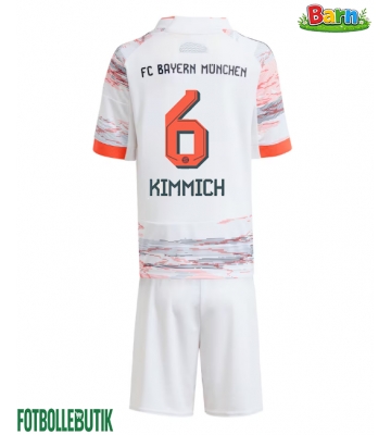 Bayern Munich Joshua Kimmich #6 Bortaställ Barn 2025-26 Kortärmad (+ Korta byxor)